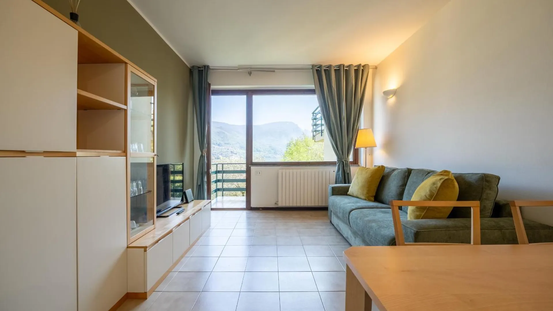 Oliveto Lario Casa Onno Con Vista Lago By Wonderful Italy